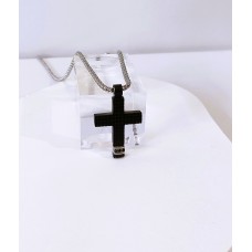 Ατσάλινο κολιέ με μαύρο - ασημί σταυρό σε ασημί αλυσίδα STN17 